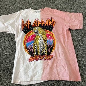 UO Def Leppard Graphic Tee